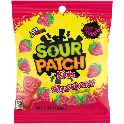 Strawberry Sour Patch Kids candy in 102g pack, colorful gummy sweets with a sugar coating, from Mijn winkel.