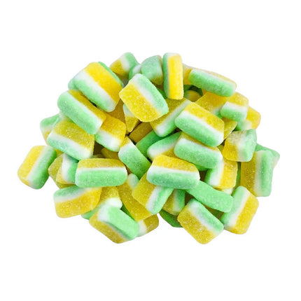 Sweet and tangy sour pineapple slices from Mijn winkel, showing vibrant yellow pineapple pieces on a white background.